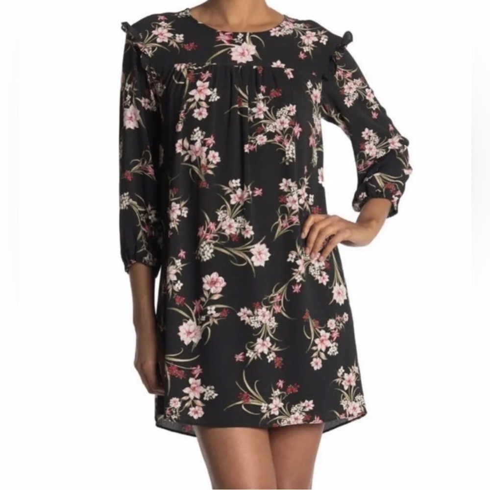 BCBGeneration Lily Floral Ruffle Shoulder Shift Dress Black Pink GU05D96-LLY 2‎